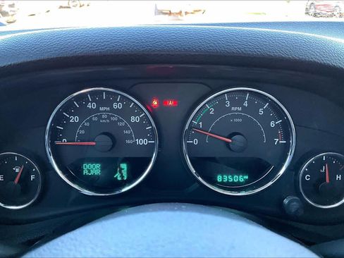 Used 2016 Jeep Wrangler Unlimited Rubicon w/ Connectivity Group AWD/4WD image 22