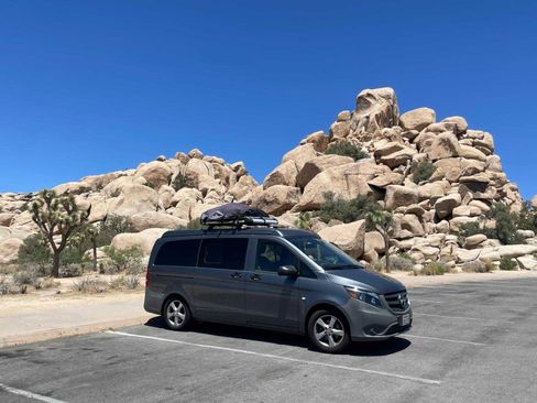 Used 2018 Mercedes-Benz Metris CAMPER CONVERSION image 2