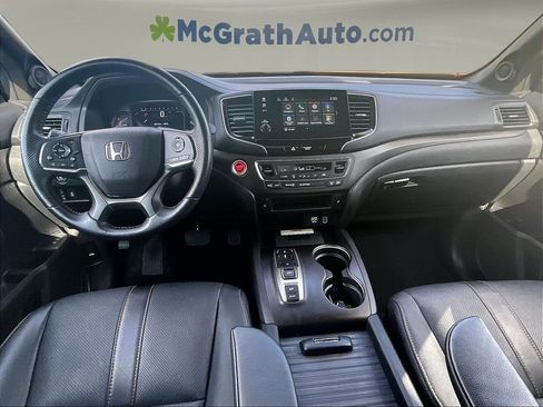 Used 2023 Honda Passport TrailSport image 9