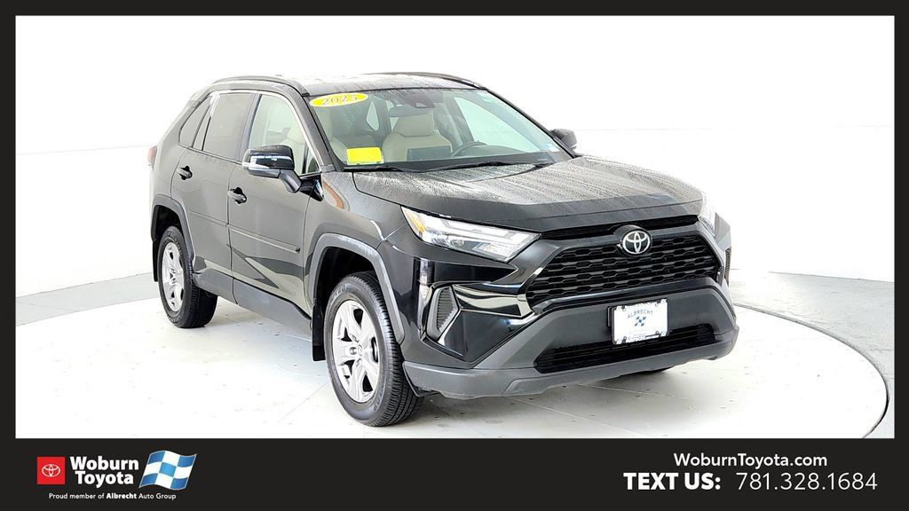 Certified 2025 Toyota RAV4 XLE AWD/4WD image 1