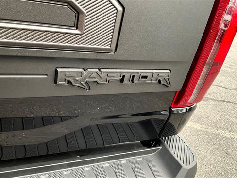 Used 2025 Ford F150 Raptor AWD/4WD image 16