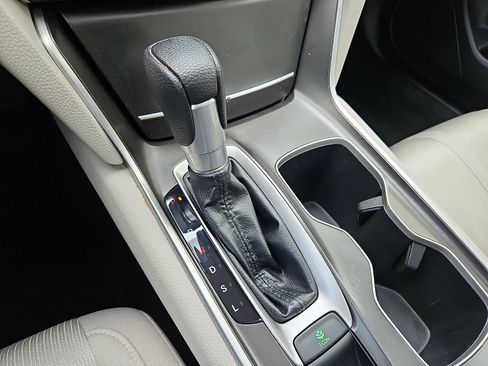 Used 2020 Honda Accord EX image 14