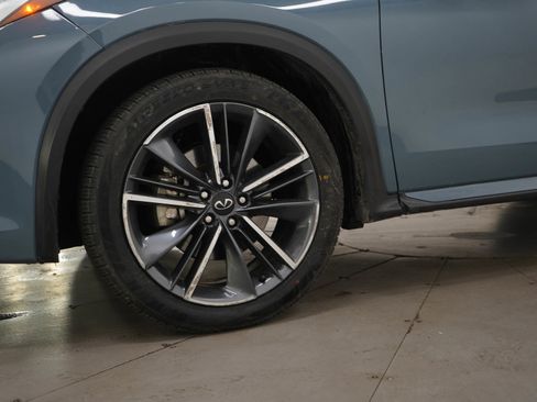 Used 2024 INFINITI QX55 Luxe image 30