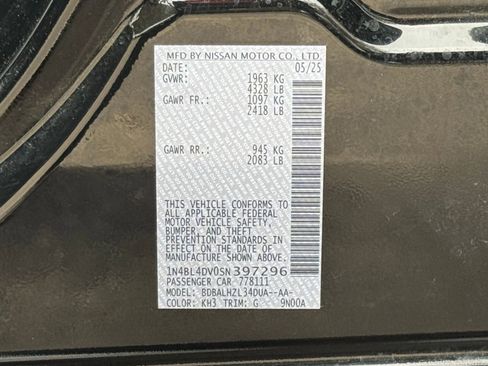 Used 2025 Nissan Altima 2.5 SV image 24