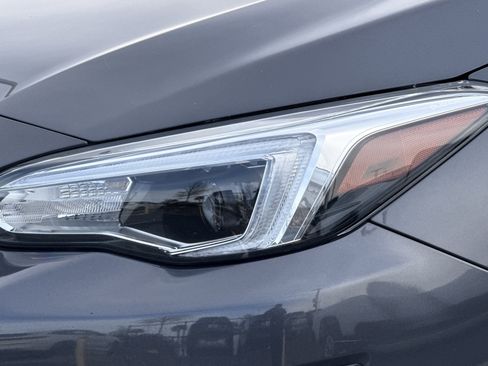 Used 2022 Subaru Crosstrek 2.5i Limited w/ Moonroof Package 2 image 6