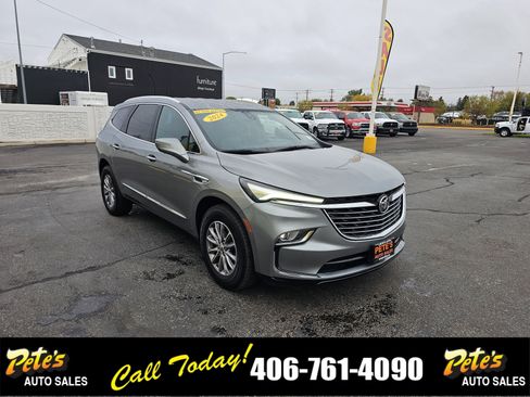 Used 2024 Buick Enclave Premium image 6