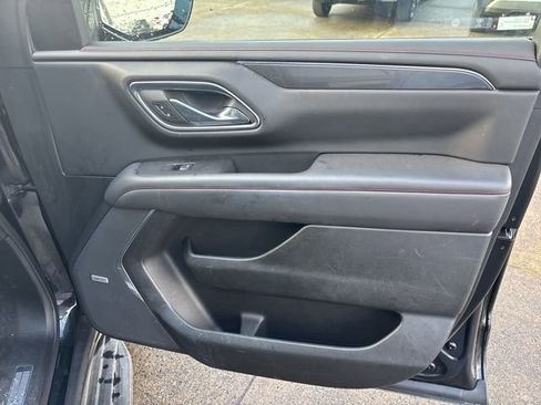 Used 2023 Chevrolet Suburban RST w/ Luxury Package image 35