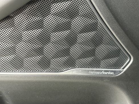 Used 2023 Hyundai Santa Fe Limited image 19