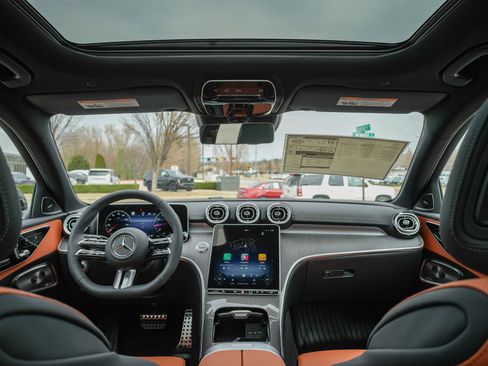 New 2026 Mercedes-Benz C 300 4MATIC Sedan image 16