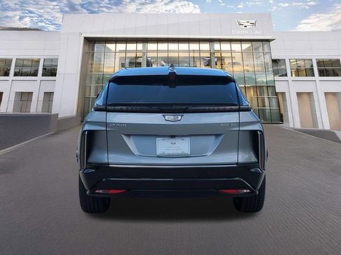 Certified 2024 Cadillac Lyriq Luxury AWD/4WD image 6