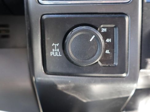 Used 2020 Ford F150 XLT w/ Equipment Group 302A Luxury image 17