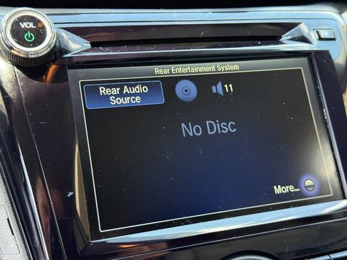 Used 2016 Honda Odyssey SE image 20