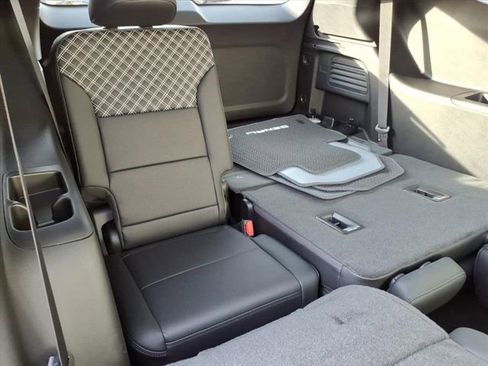 New 2026 GMC Acadia Denali w/ Super Cruise Package image 25