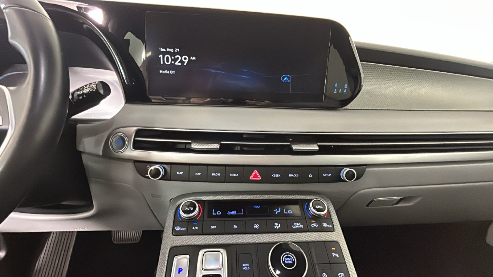 Used 2024 Hyundai Palisade SEL FWD image 26