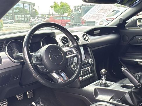 Used 2019 Ford Mustang GT Premium RWD image 24