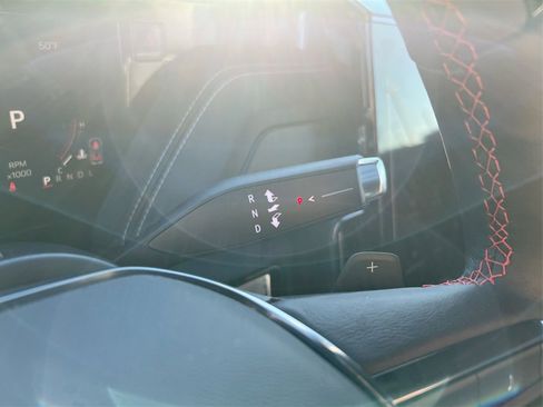 Used 2025 GMC Yukon XL AT4 Ultimate image 14