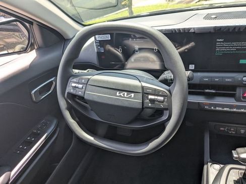 New 2026 Kia K4 FWD image 15