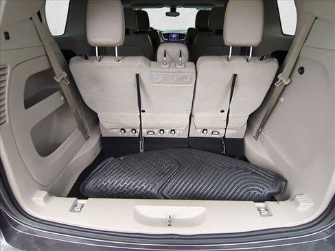 Used 2017 Chrysler Pacifica Touring-L Plus image 6
