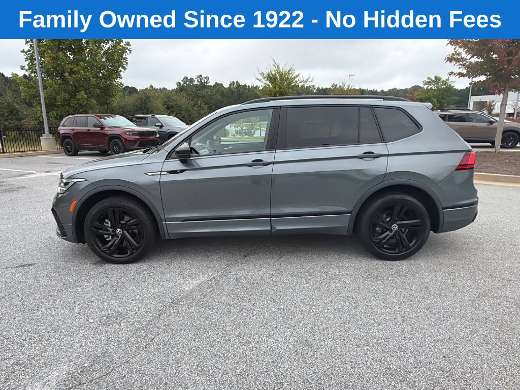 Used 2024 Volkswagen Tiguan SE R-Line FWD image 4