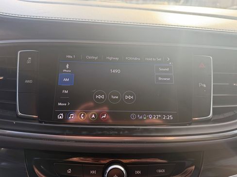 Used 2020 Buick Enclave Essence w/ Sound and Sites Package image 34