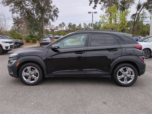 Used 2023 Hyundai Kona SEL w/ Winter Weather Package image 8