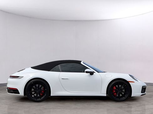 Certified 2020 Porsche 911 Carrera S RWD image 9