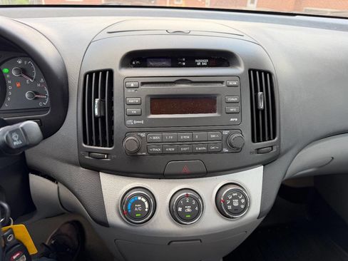 Used 2007 Hyundai Elantra SE FWD image 16