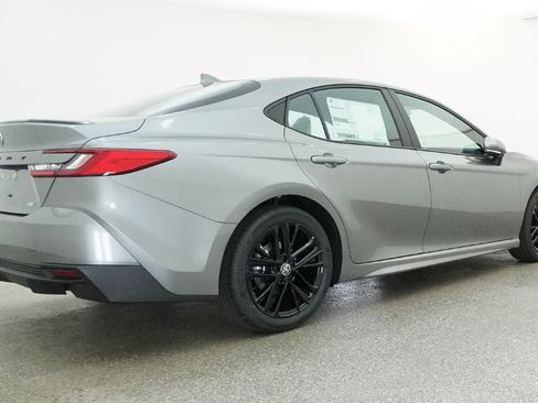 New 2026 Toyota Camry SE FWD image 28