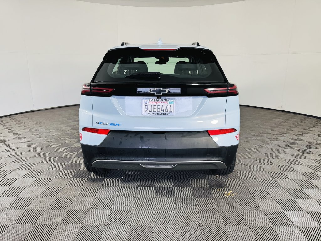 Used 2023 Chevrolet Bolt EUV LT FWD image 23