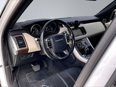 Used 2014 Land Rover Range Rover Sport Supercharged AWD/4WD image 4