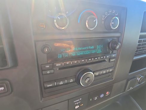 Used 2020 Chevrolet Express 2500 w/ Communications Package image 24