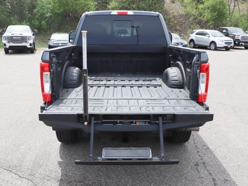 Used 2019 Ford F250 Lariat AWD/4WD image 13