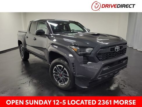 Used 2024 Toyota Tacoma TRD Sport AWD/4WD image 1