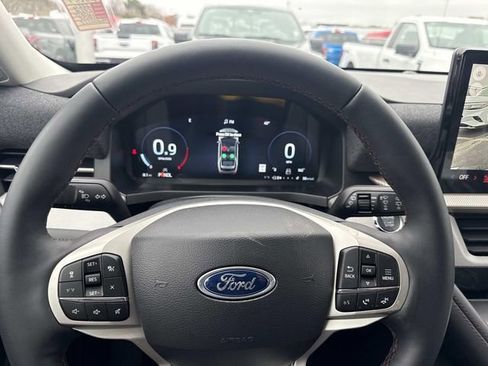 New 2026 Ford Explorer Active w/ Active Comfort Package image 13