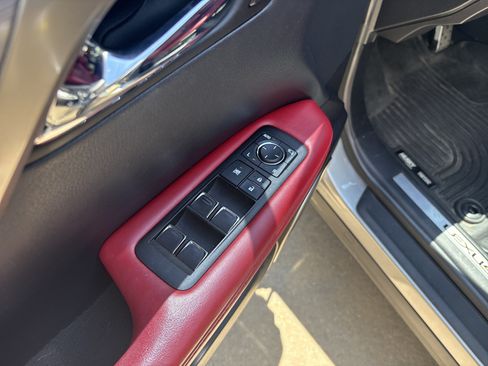 Used 2020 Lexus RX 350 F Sport w/ Accessory Package AWD/4WD image 15
