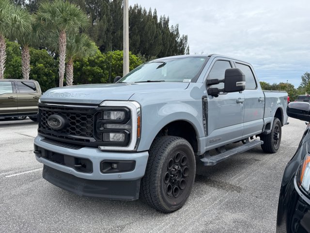 Used 2025 Ford F250 Lariat w/ Lariat Ultimate Package AWD/4WD image 4