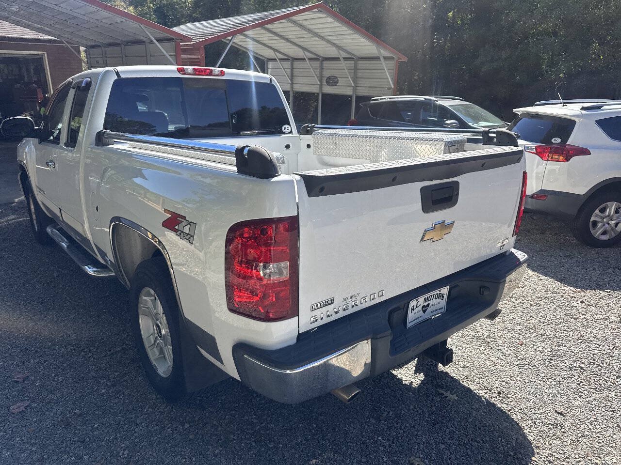 Used 2009 Chevrolet Silverado 1500 LT w/ Power Pack Plus AWD/4WD image 7