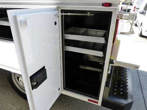 Used 2019 Ford F250 XL w/ Power Equipment Group image 19