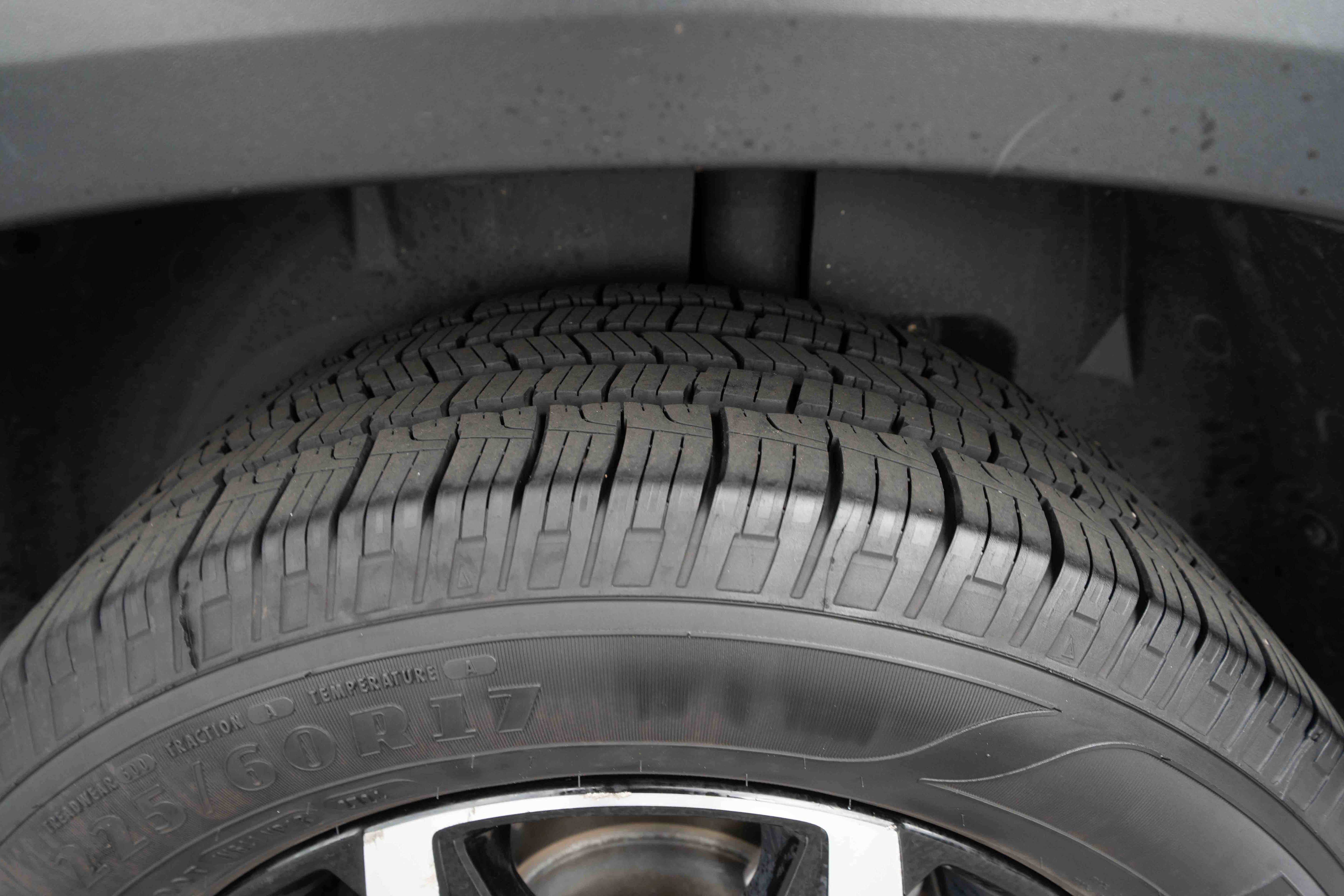 Used 2021 Chevrolet TrailBlazer LT w/ Sun and Liftgate Package FWD image 31