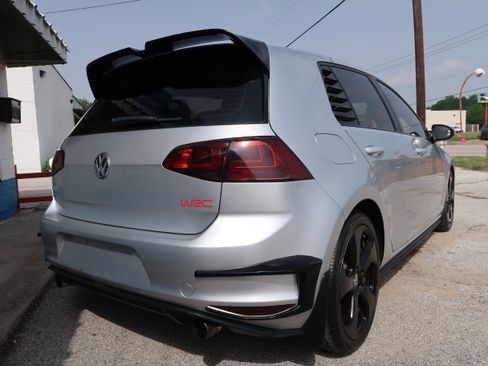Used 2015 Volkswagen GTI S FWD image 8
