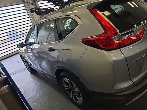 Used 2017 Honda CR-V LX image 4