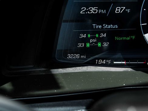 Used 2025 Chevrolet Corvette Stingray Preferred Conv w/ 2LT image 19