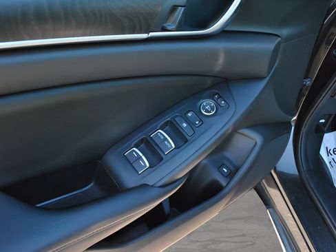 Certified 2018 Honda Accord EX image 13