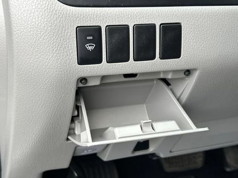 Used 2019 Toyota Highlander XLE AWD/4WD image 68