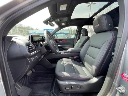 New 2026 Chevrolet Traverse Z71 w/ Driver Confidence Package AWD/4WD image 17