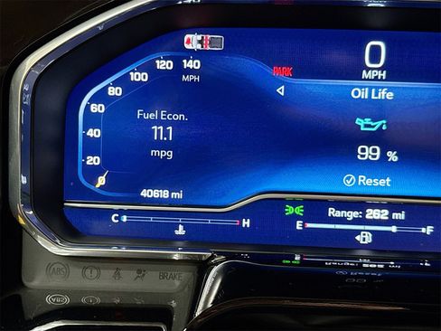 Used 2024 Chevrolet Silverado 1500 High Country w/ Technology Package image 12