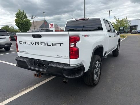 Used 2024 Chevrolet Silverado 2500 Custom w/ Custom Convenience Package AWD/4WD image 5