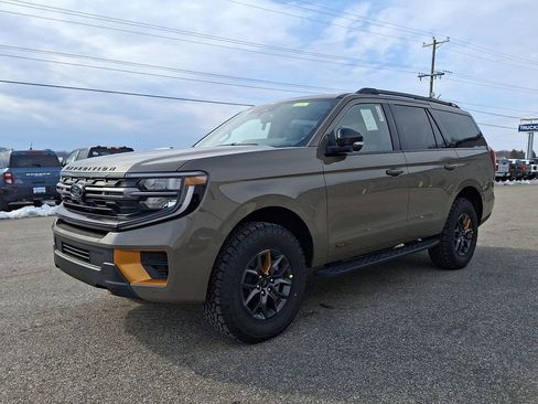 New 2026 Ford Expedition Tremor image 2