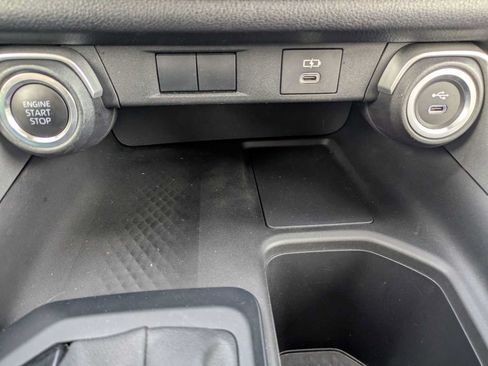 Used 2025 Toyota Grand Highlander AWD image 13