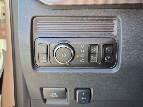 New 2026 Ford F250 Platinum image 22